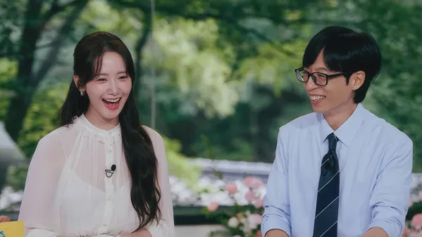 林允儿独家揭秘《暴君的厨师》幕后故事：从少女时代中心到实力派女主，真人秀现场全曝光