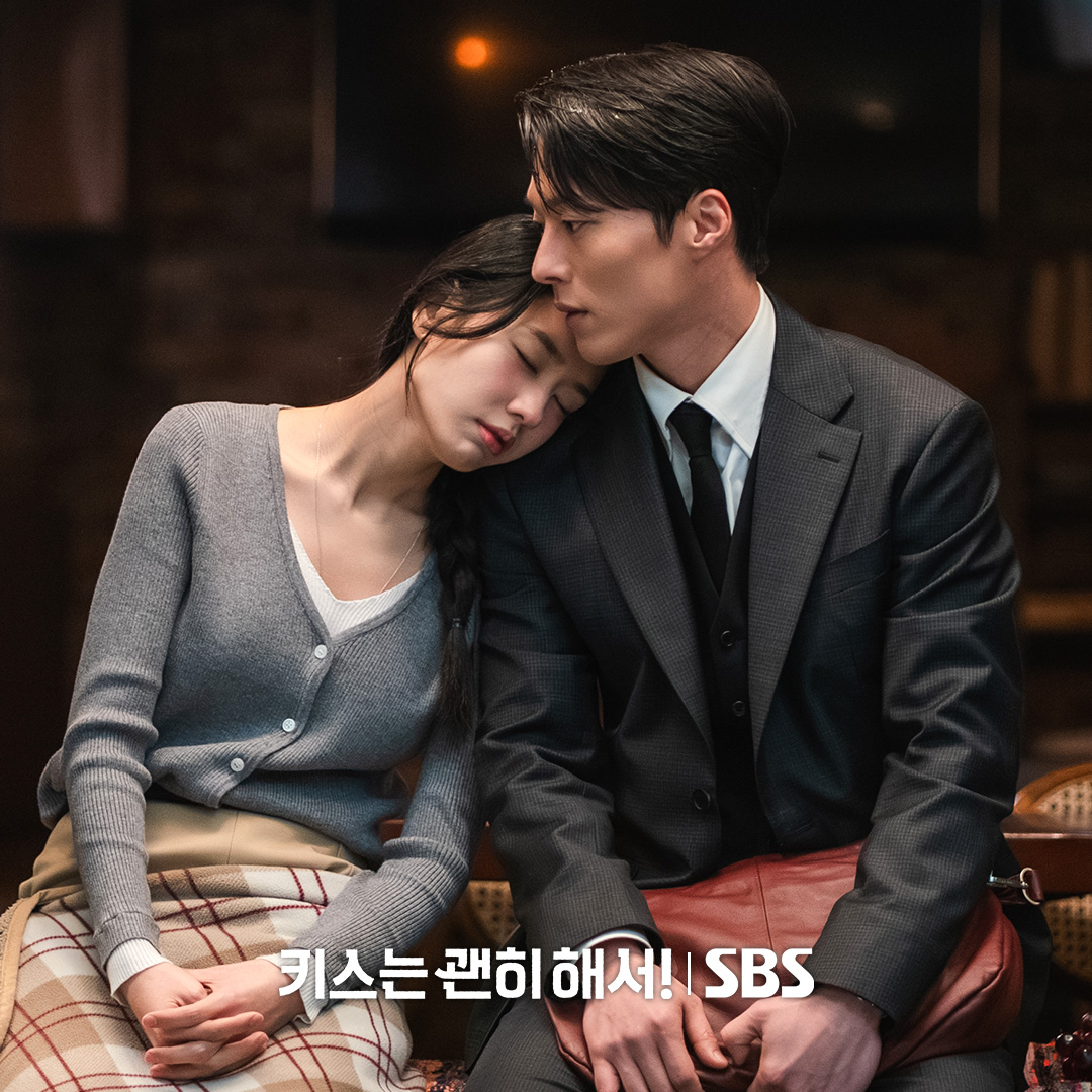 《不该接吻的！》一吻引爆甜宠狂潮，财阀少爷爱上“已婚宝妈”__免费观看__在线观看