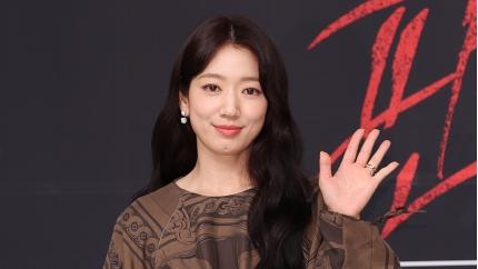 【选角】朴信惠确定新作，出演《Chairtime》