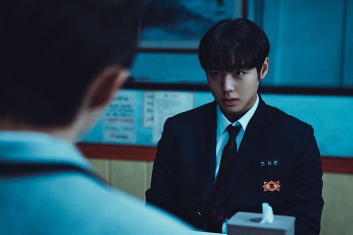 朴志训现象级校园动作剧续作《弱小英雄2》今日全球上线！